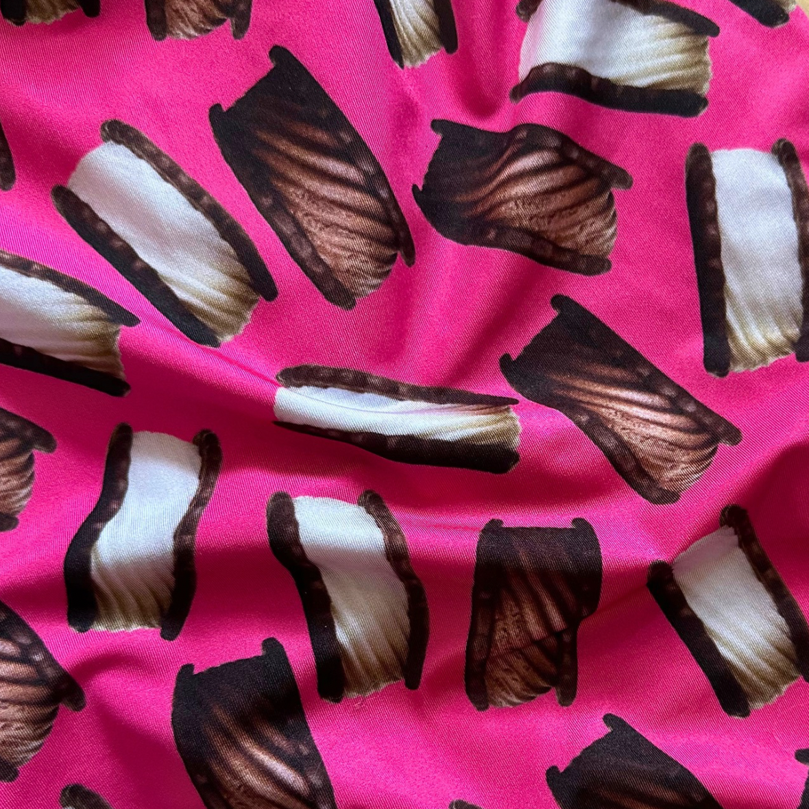 Ice Cake - Posingsuit LIMITED